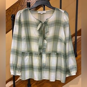 Loft Blouse Bow Front Peplum Bottom Green Ivory Plaid SZ. Small